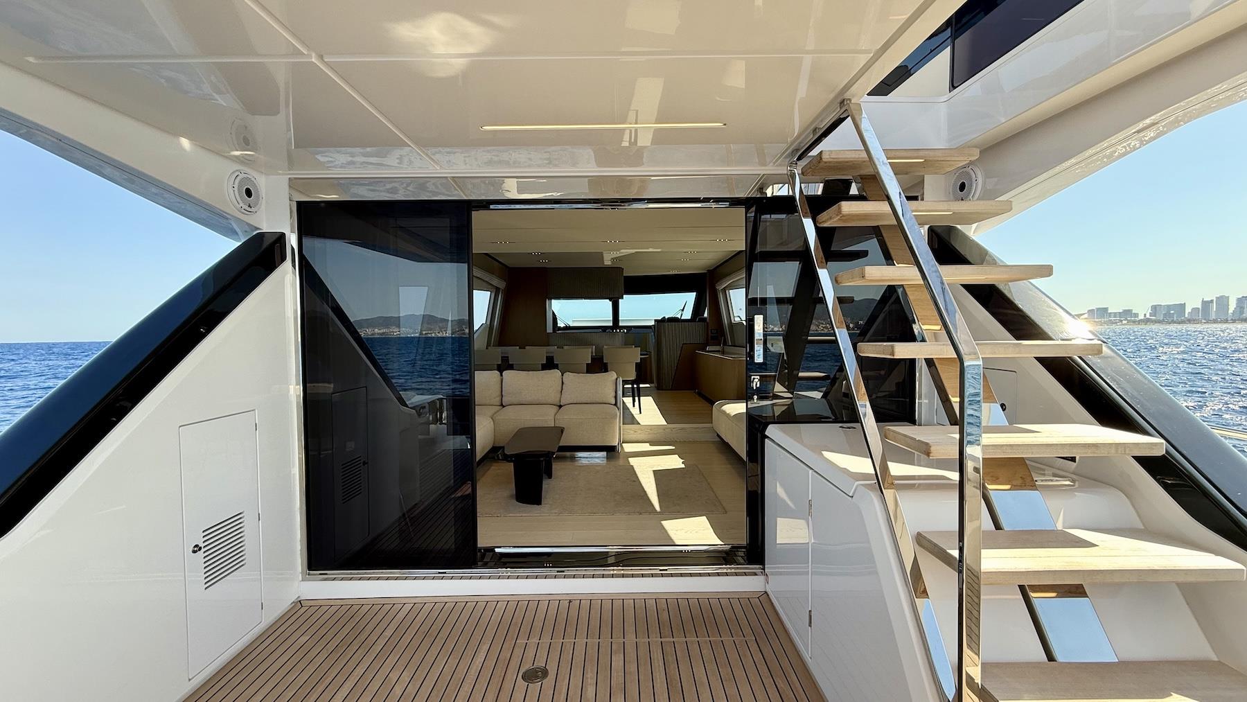 2024 FERRETTI YACHTS 720 